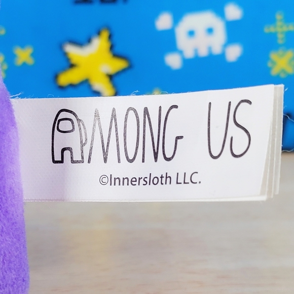 Among Us Purple Crewmate 7" with Golden Crown Series 2 Video Game Toy Plush NWT - Picture 4 of 7